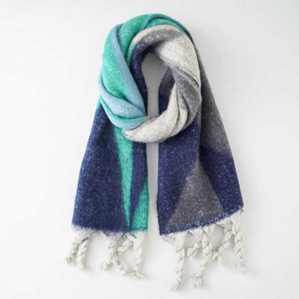 Korean version of autumn and winter new thickened warm scarf women's multi-color triangle diamond national wind travel travel scarf women - Image 19