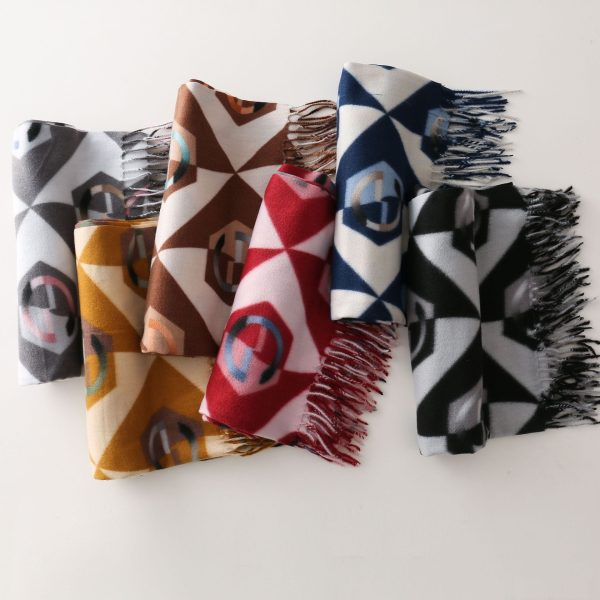 Autumn and winter new scarves geometric pattern imitation cashmere lengthened women's scarves shawls; necklaces and long beards are sold directly by manufacturers - Image 3