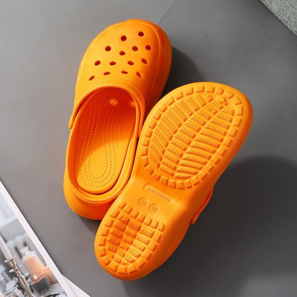 Beach summer thick soled hole shoes Baotou sandals Women's outdoor slope heel with accessories Garden shoes wholesale - Image 20