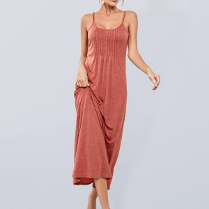 Pajamas & loungewear