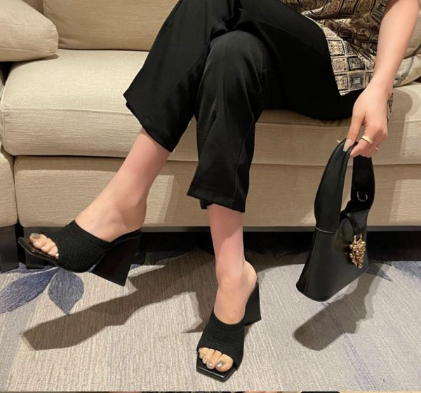 Summer women's new large size flying knitted high-heeled slippers knitted breathable abnormity with fashion women's shoes - Image 60