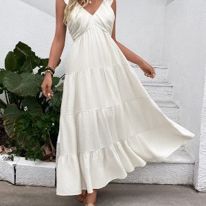 Solid color comfortable holiday style dress
