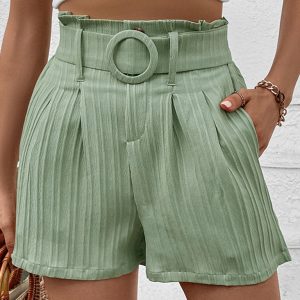 Small fresh green solid color pleated shorts