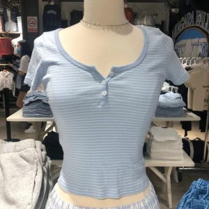 New chic self-designed dropped shoulder knit top