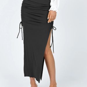 Women's knitted slit slim fit hip skirt
