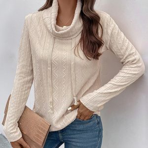 Women's pile collar textured pullover top