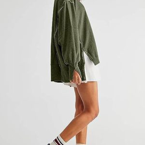 Women's round neck loose side slit long sleeve sweatshirt