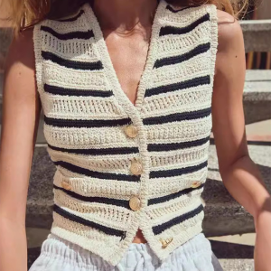 V-neck striped knitted vest