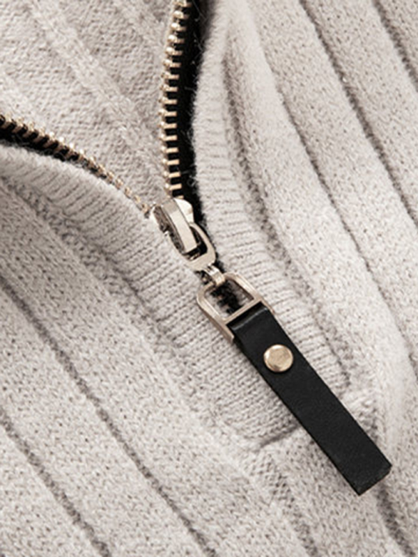 Men's casual solid color round neck stretch knitted sweater - Image 4