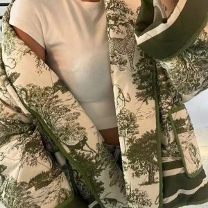 New printed cotton-padded jacket with double pockets