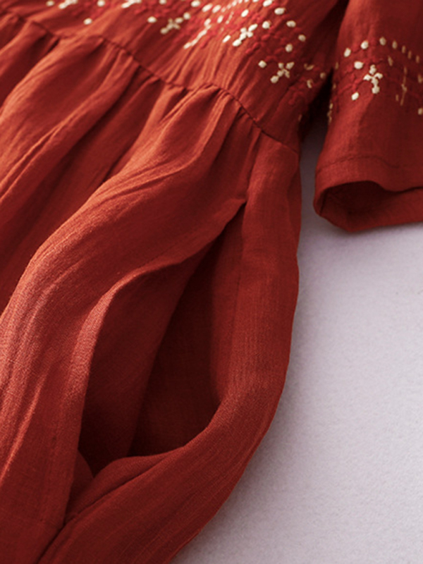 New literary retro casual loose embroidered long dress with large hem - Image 3